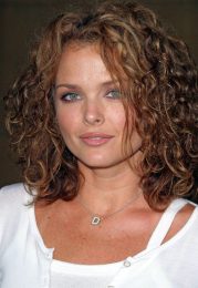 Dina Meyer